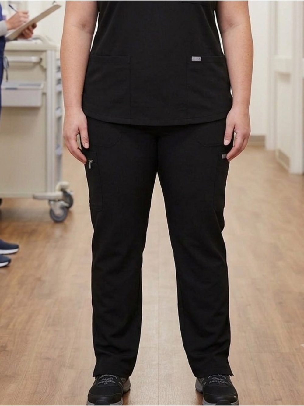 Figs Black Kade Cargo Scrub Pants Sz 2X NWT